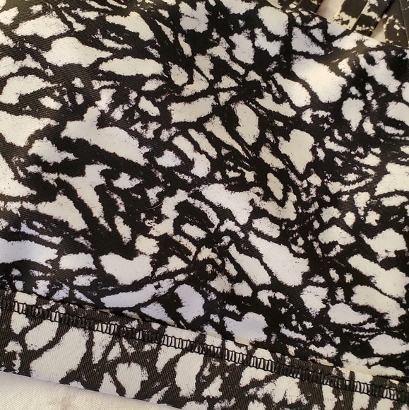 Lululemon Game Day Top - Picture 5 of 7